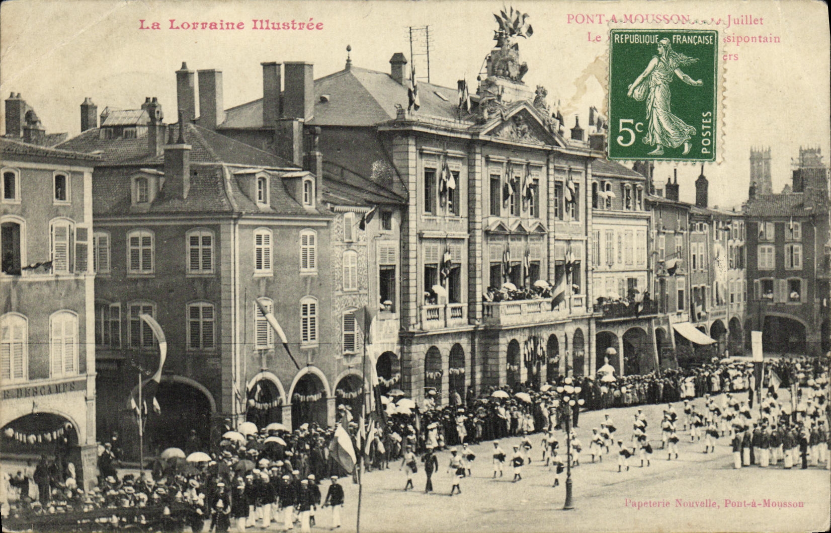 CPA La Lorraine Illustree Pont de Mousson 14 juillet