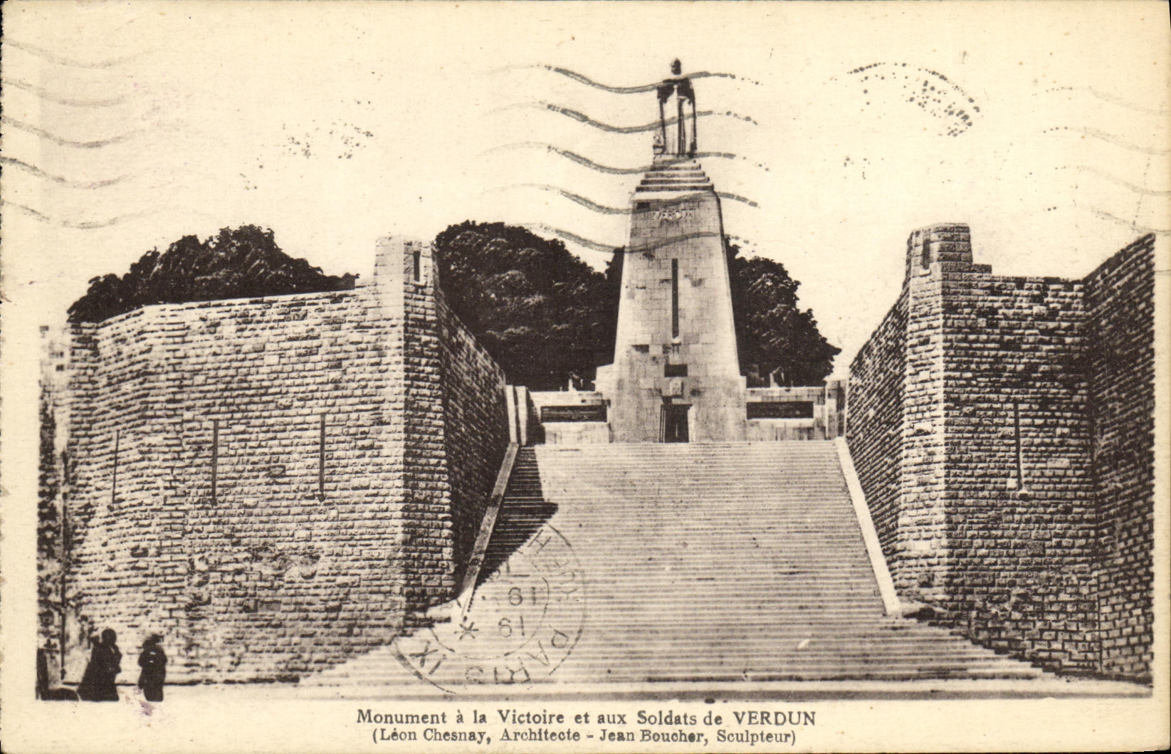 Monument à la Victoire et aux Soldats de Verdun — Léon Chesnay, Architecte - Jean Boucher, Sculpteur