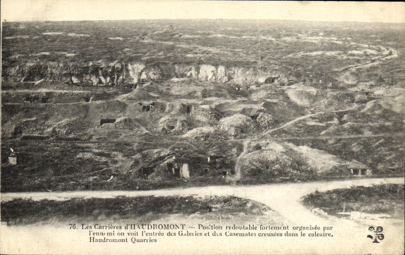 CPA Les Carrieres d Haudromont Militaria