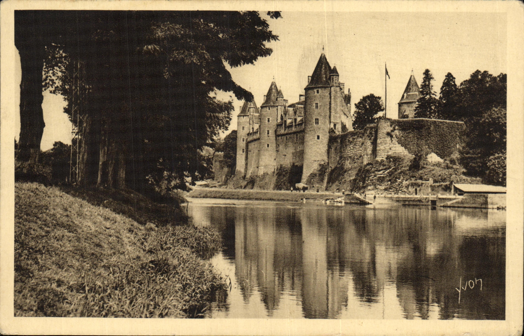 Josselin (Morbihan) — Les Bords de l'Oust et le Château — Éditions d'Art YVON