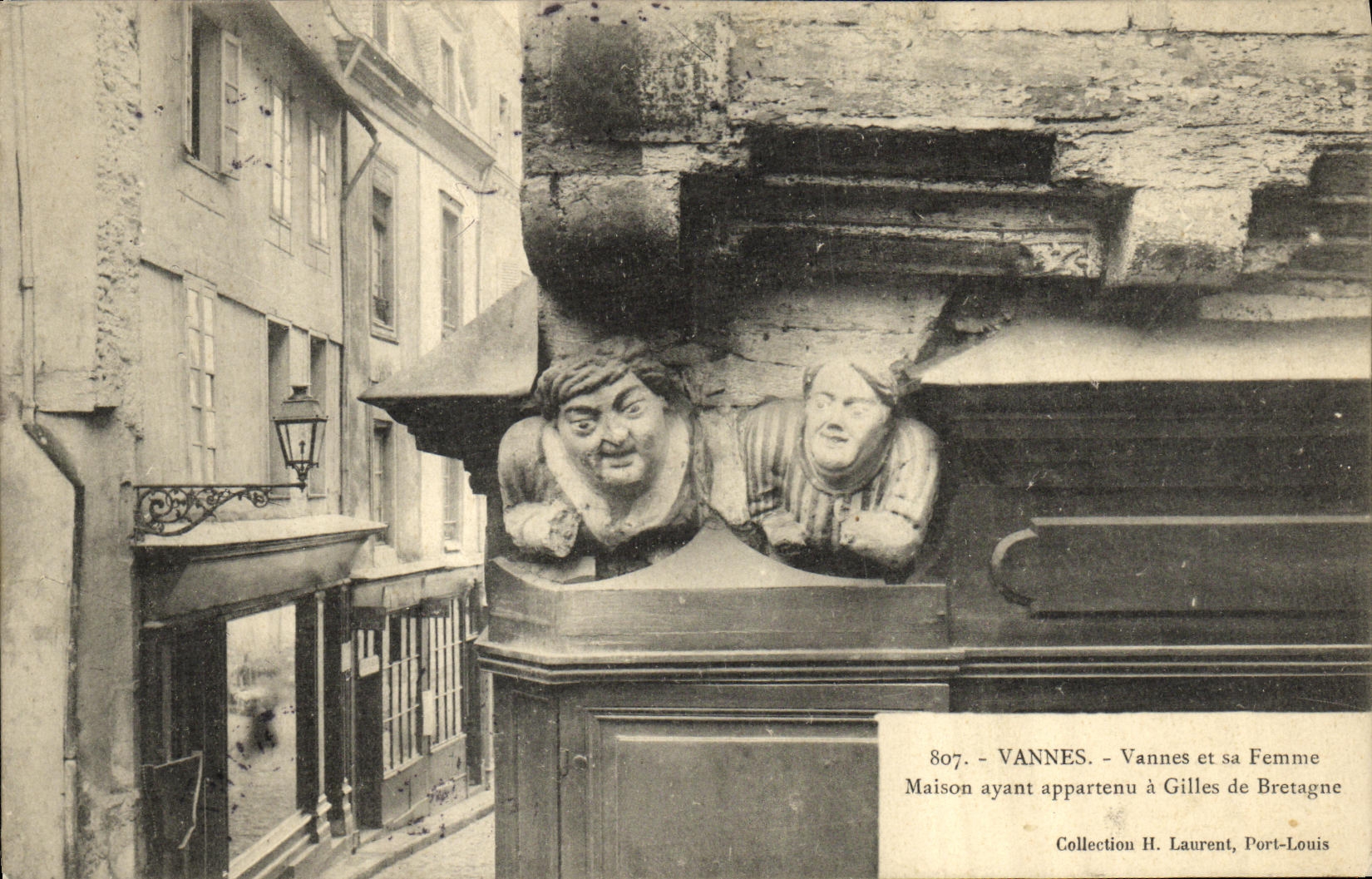 Vannes et sa Femme — Maison ayant appartenu à Gilles de Bretagne — Collection H. Laurent, Port-Louis