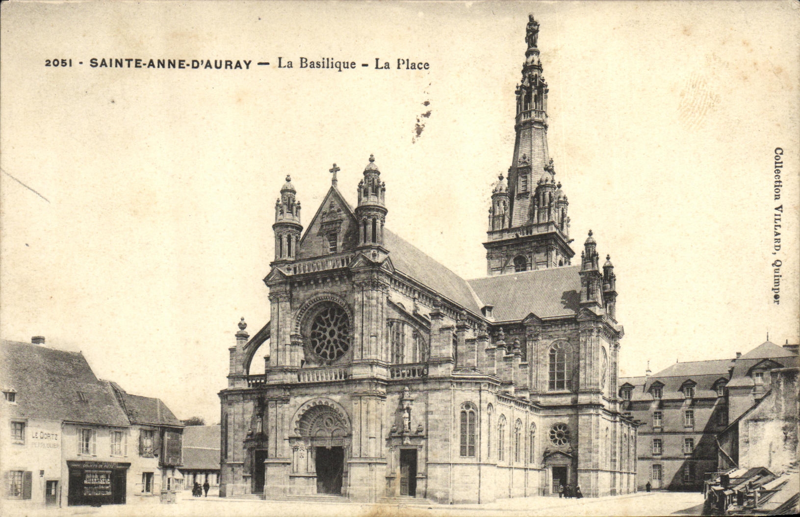 CPA Sainte Anne D Auray La Basilique La Place