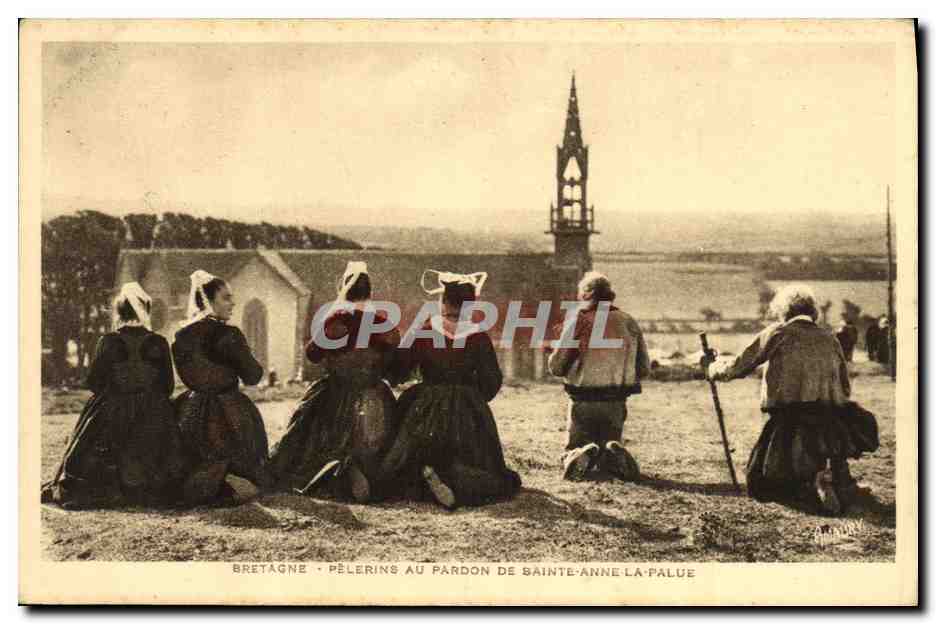 CPA Pelerins au pardon de Sainte Anne la Palie Folklore 