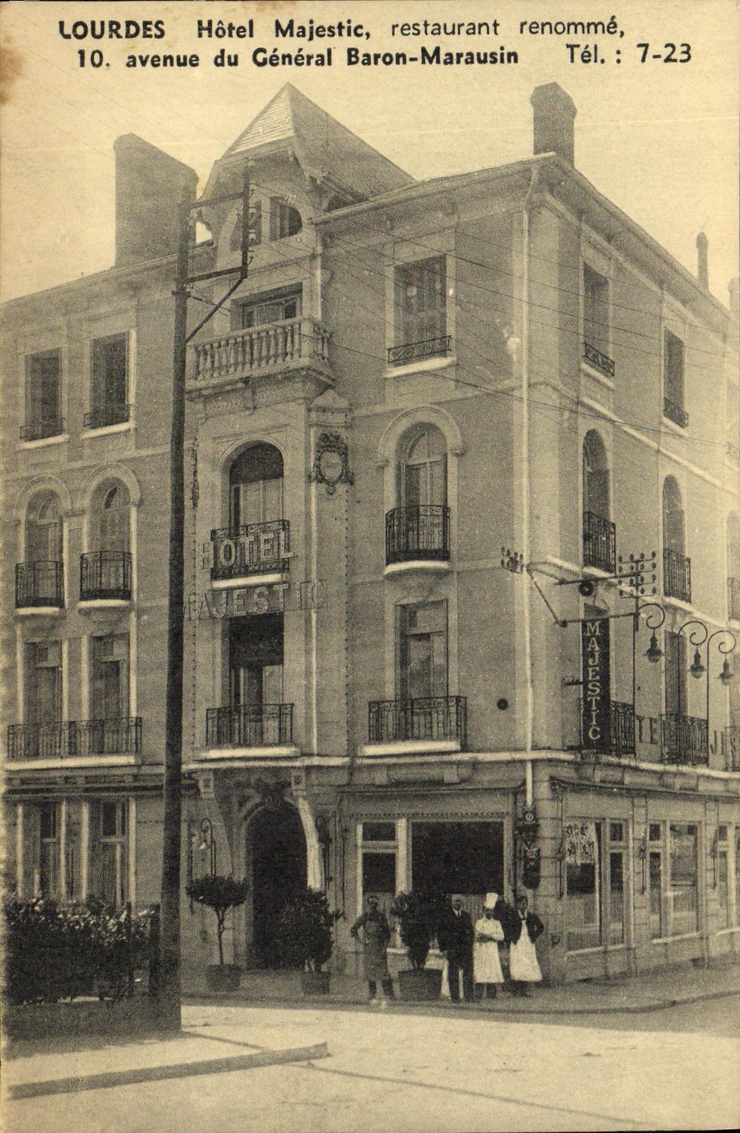 CPA Lourdes Hotel Majestic Restaurant Renomme Avenue de General Baron Marausin