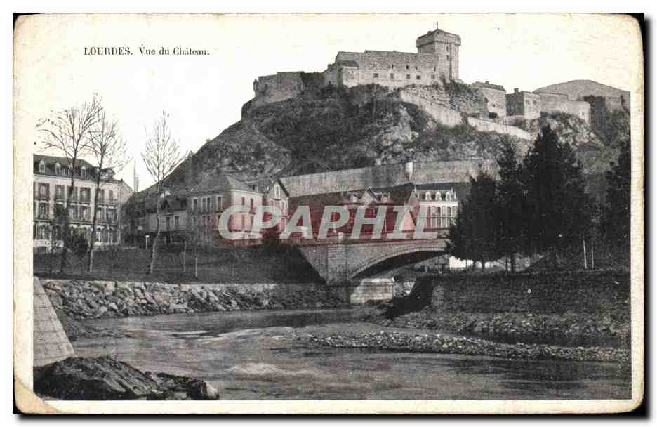 CPA Lourdes Vue du Chateau