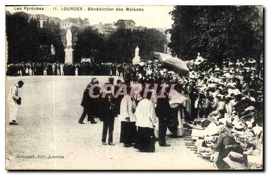 CPA Lourdes Benediction de Malades