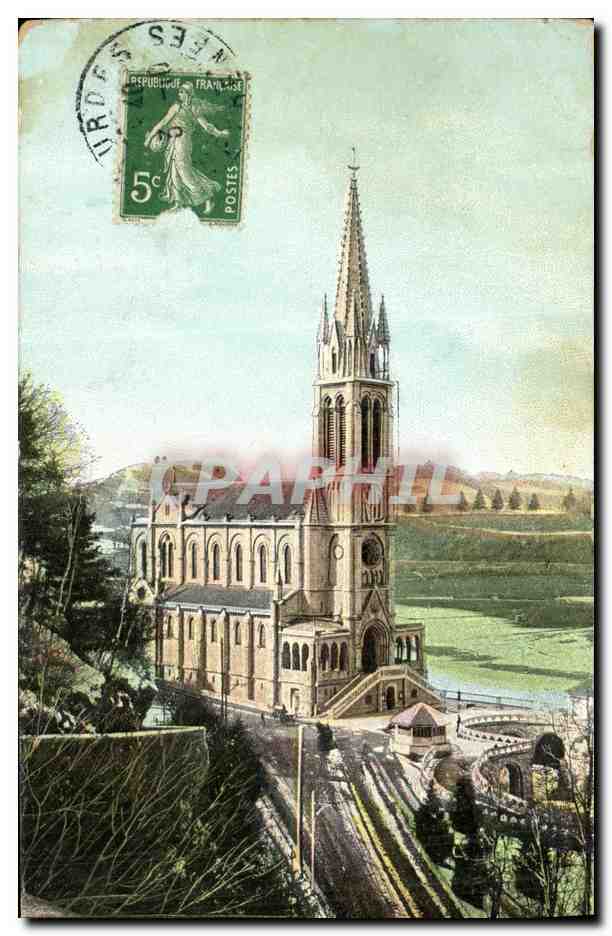 CPA Lourdes La basilique vu de cote 