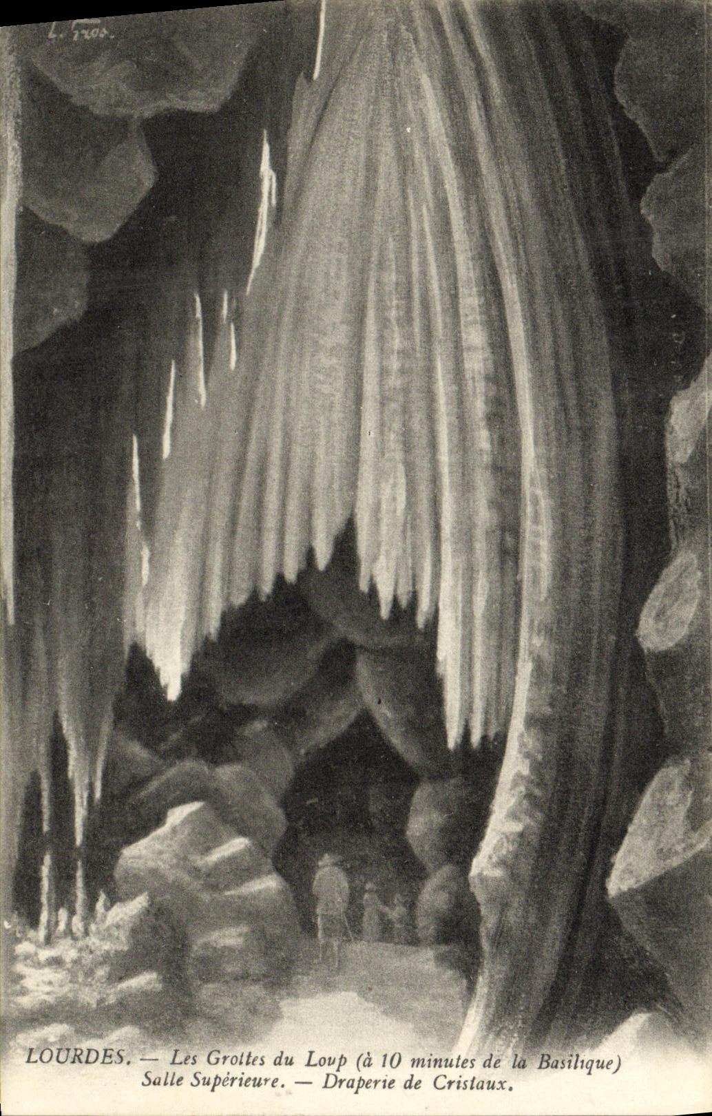 CPA Lourdes Les Grottes du Loup a minutes de la Basilique Salle Superieure Draperie de Cristaux