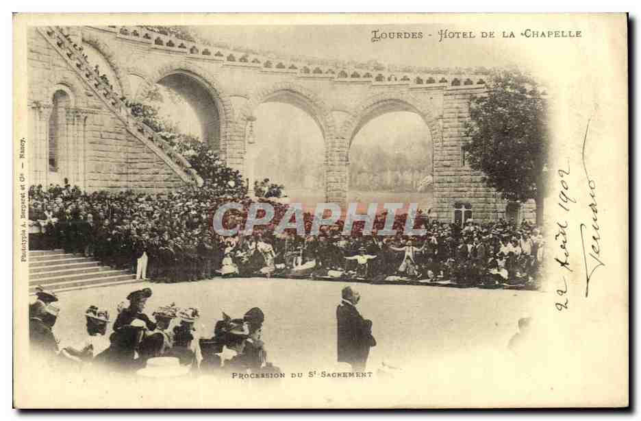CPA Lourdes Hotel de la Chapelle Procession du St Sacrement