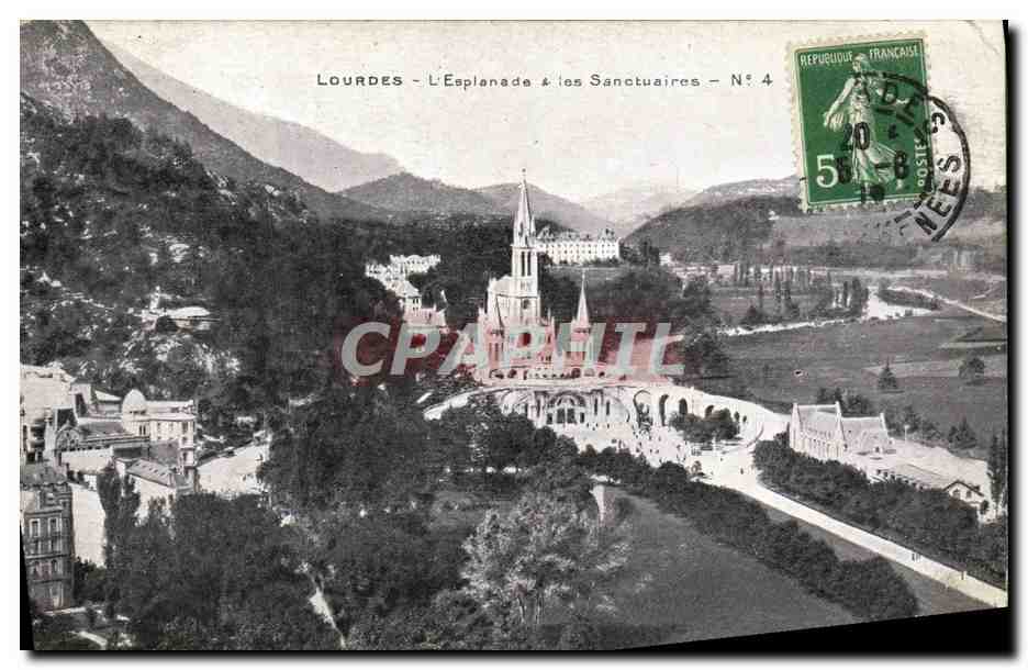 CPA Lourdes L Esplanade et les Sanctuaires