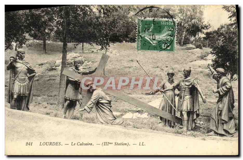 CPA Lourdes Le Calvaire 3eme station