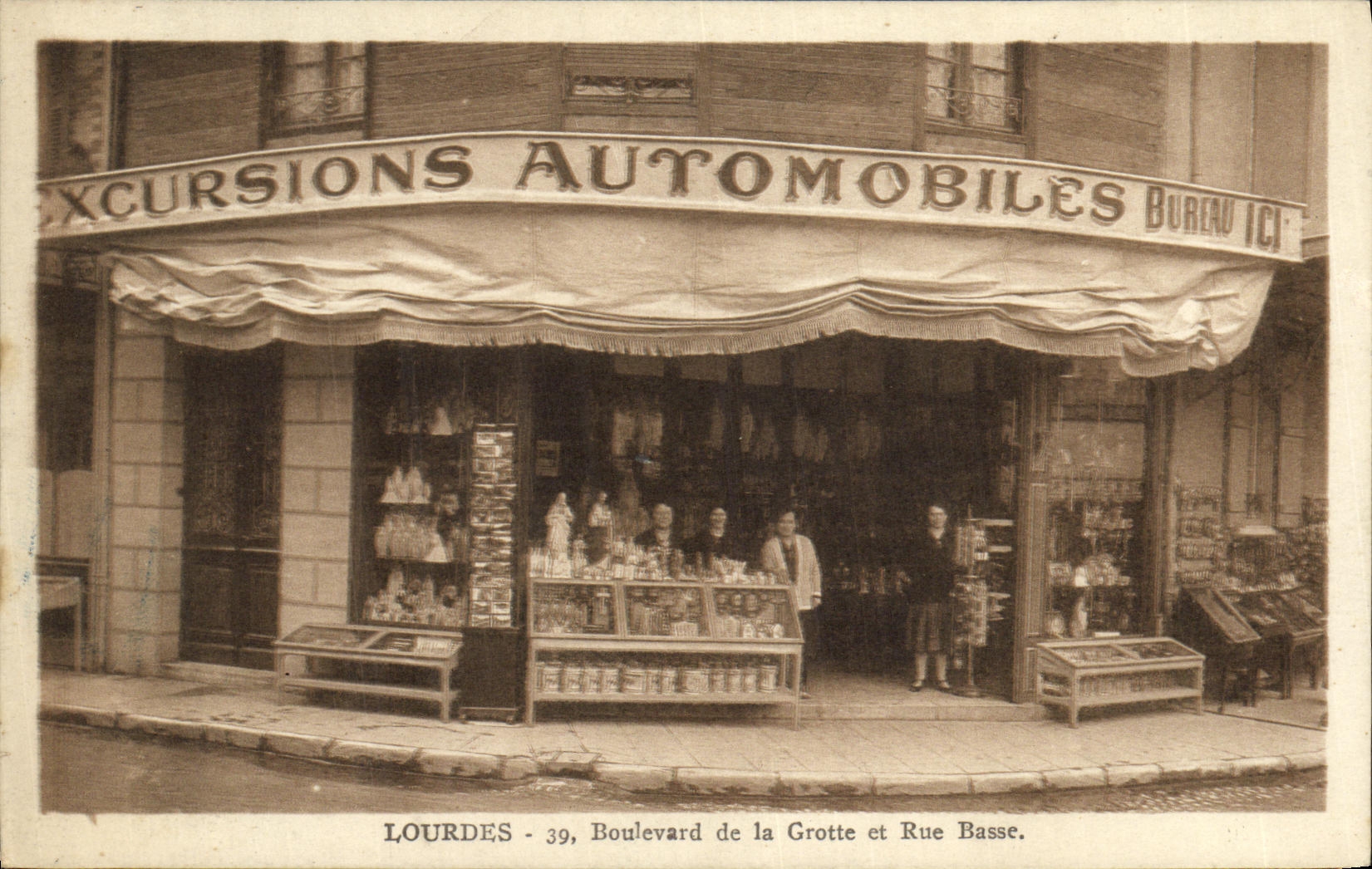Lourdes - 39, Boulevard de la Grotte et Rue Basse — Excursions Automobiles Bureau Ici