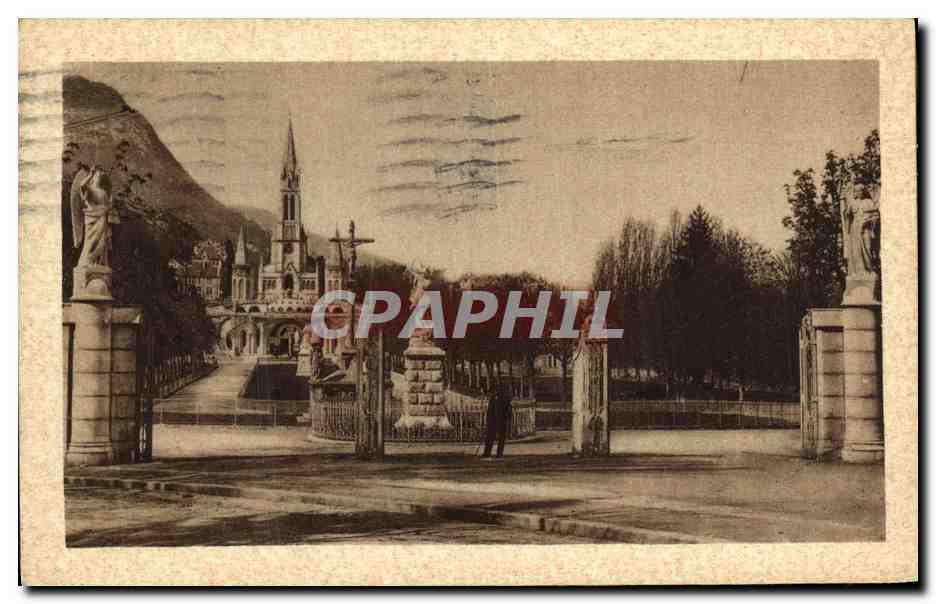 CPA Lourdes Entree de L Esplanade
