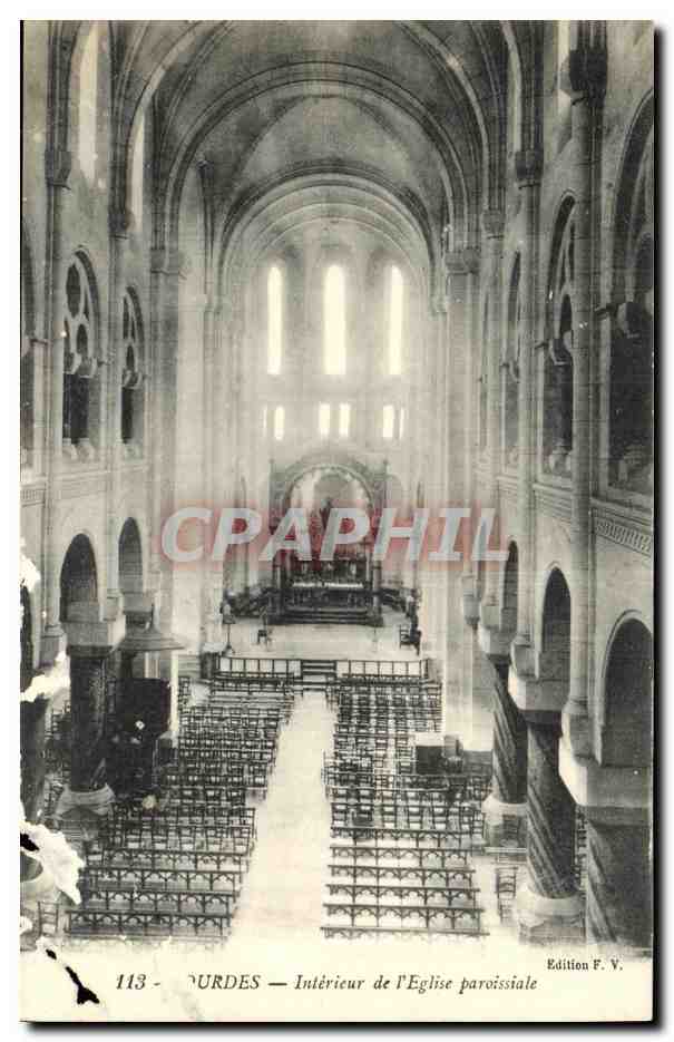 CPA Lourdes La Basilique Interieur de l eglise
