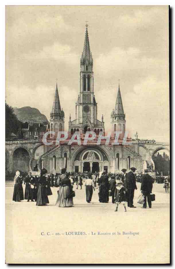 CPA Lourdes Le Rosaire et la Basilique
