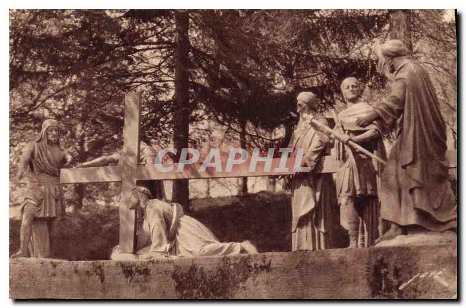 CPA Lourdes Le Calvaire 7eme Station Jesus Tombe Pour la deuxieme fois