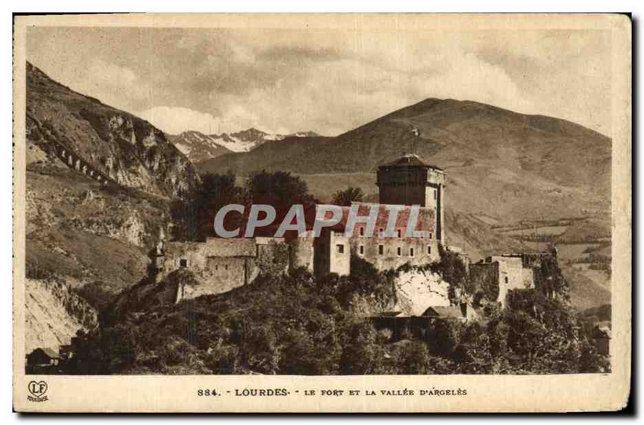 CPA Lourdes Le Fort Et La Vallee D Argeles