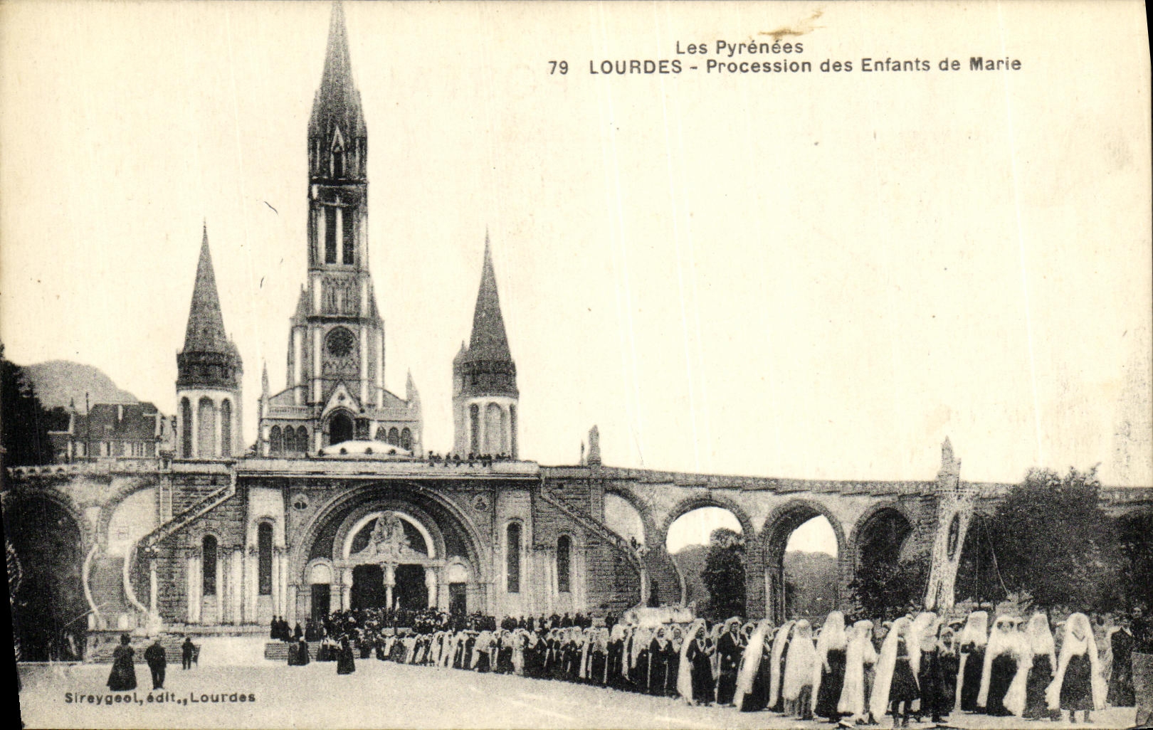 Lourdes — Procession des Enfants de Marie — Sireygeol, édit., Lourdes
