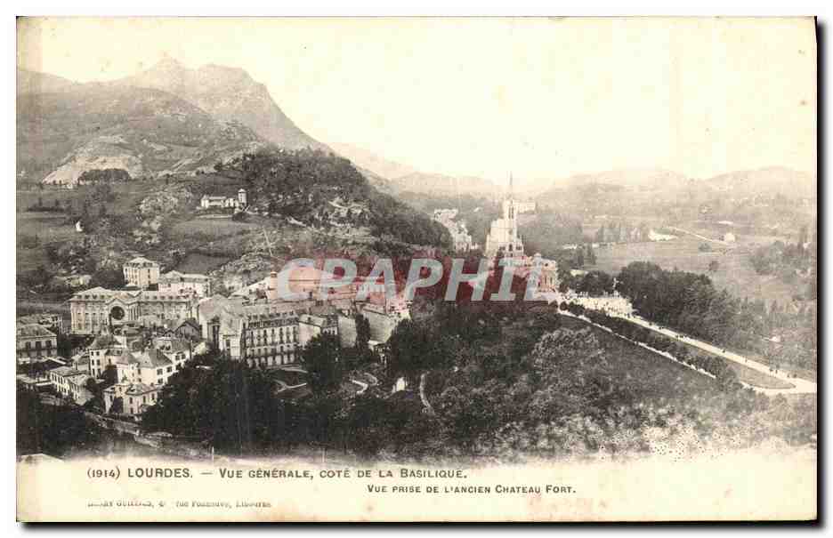 CPA Lourdes Vue Generale Cote De La Basilique Vue prise de l ancien chateau fort