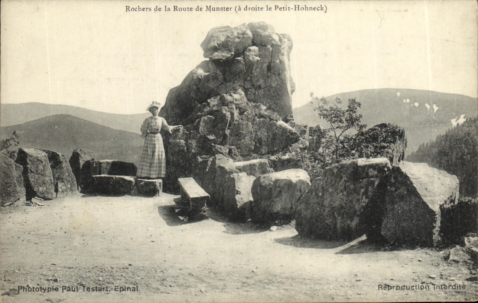 Rochers de la Route de Munster (à droite le Petit-Hohneck) — Phototypie Paul Testart, Epinal