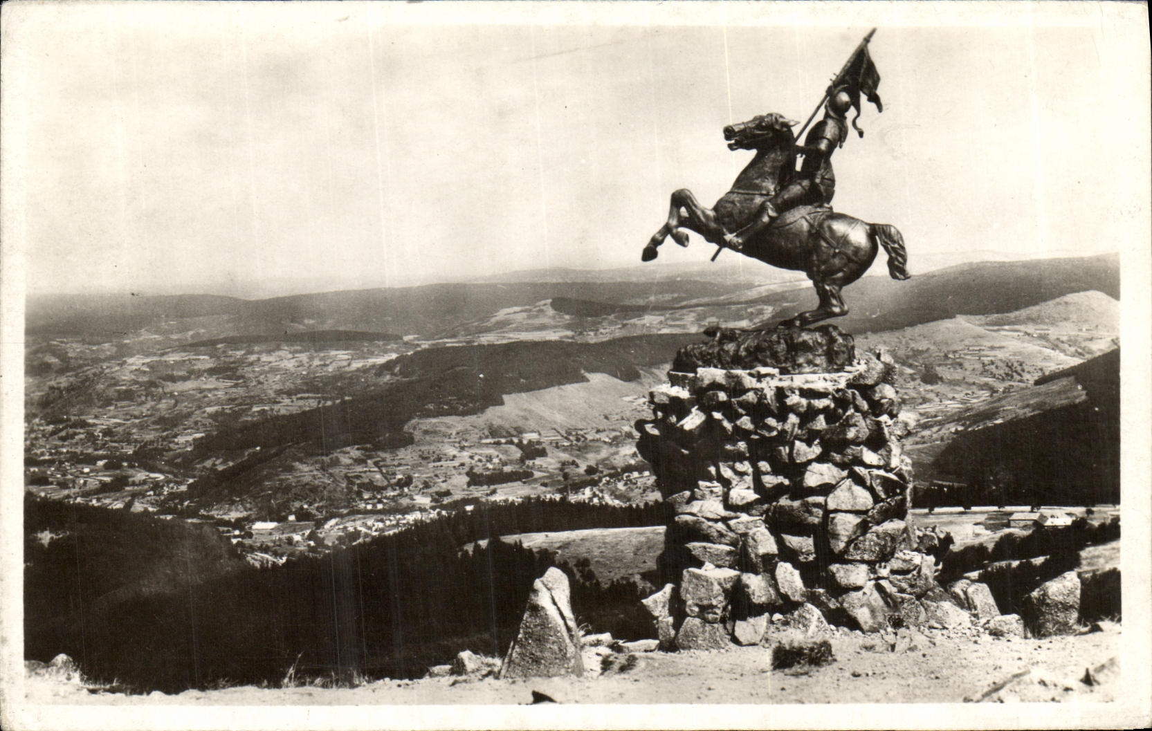 Statue Jeanne d'Arc et Vallée de la Moselle — Ballon d'Alsace — Édition La Cruze - Strasbourg