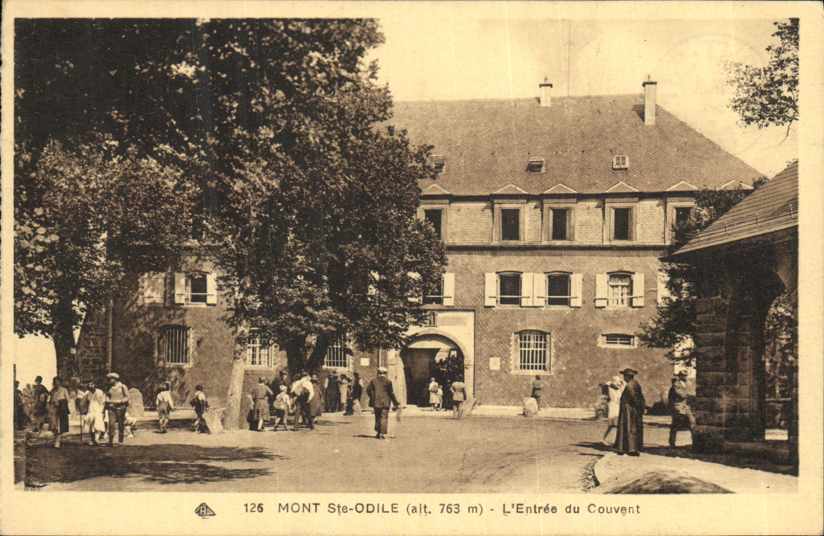 CPA Mont Sainte Odile L Entree du Couvent