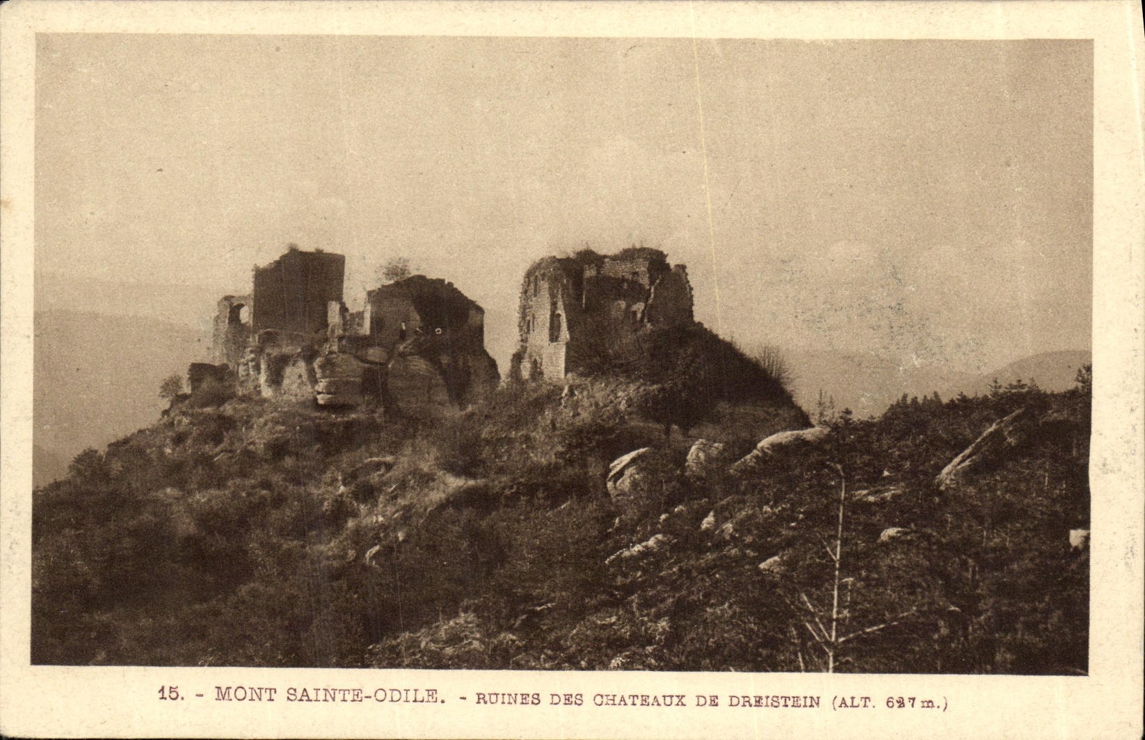 Mont Sainte-Odile — Ruines des châteaux de Dreistein (alt. 637 m.) — série 15