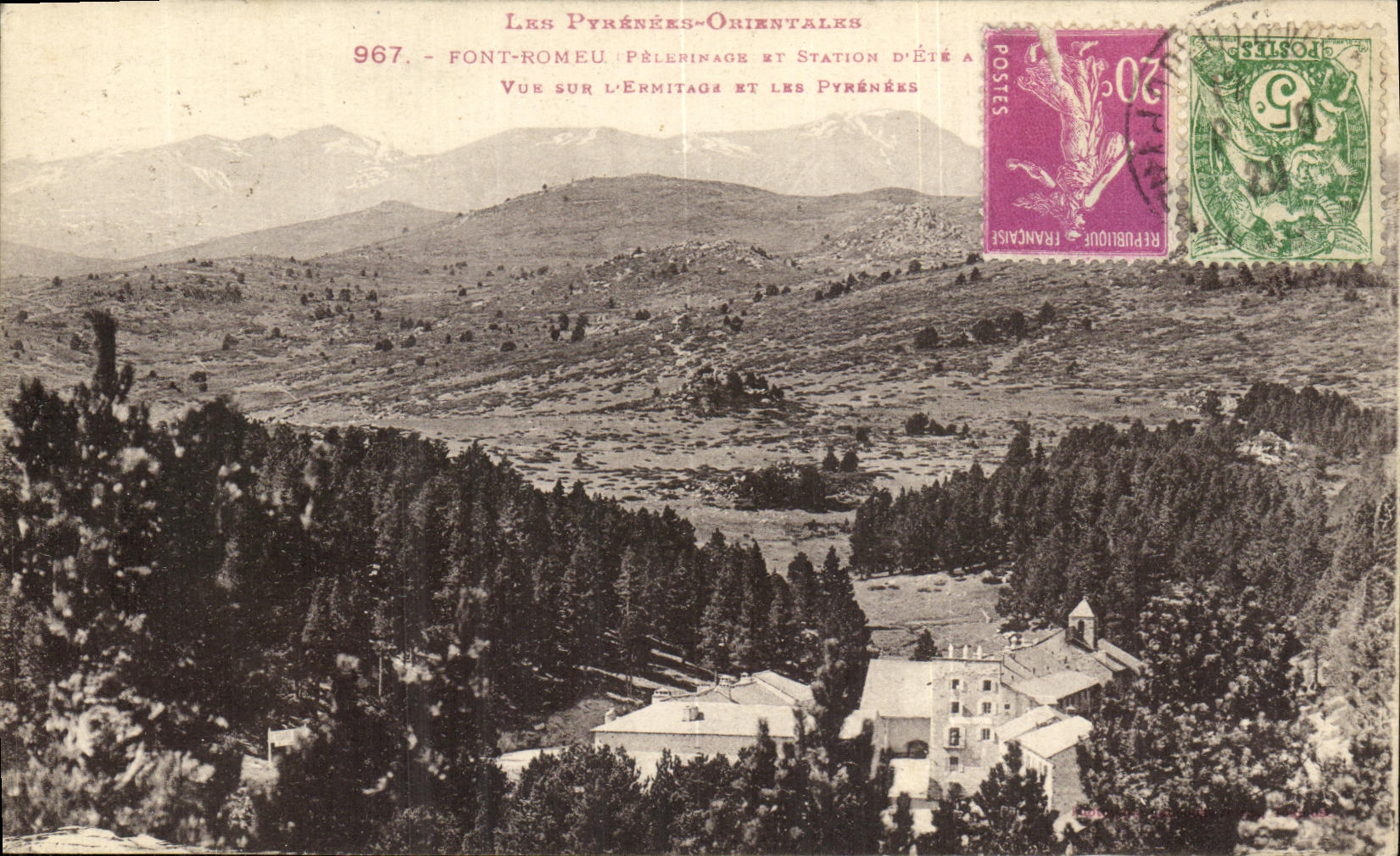 CPA Fort Romeu pelerinage et station d ete Vue sur l ermitage et les Pyrenees
