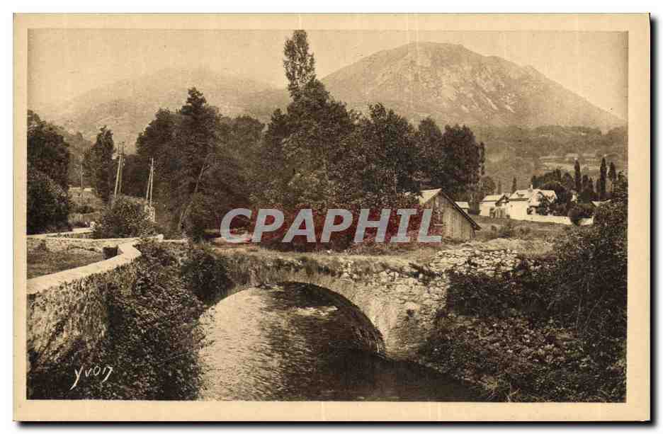 CPA Argeles Gazost Le Vieux Pont