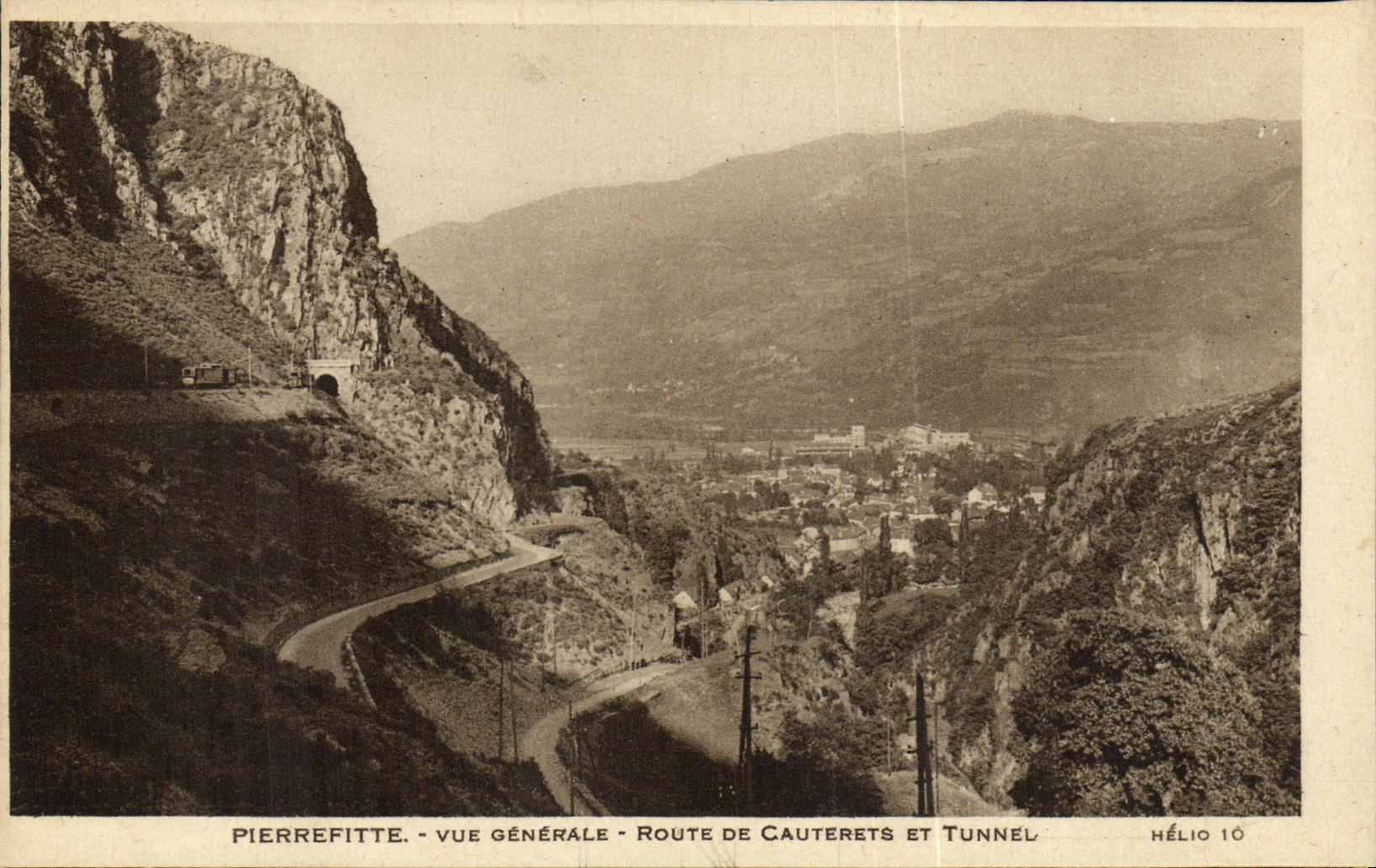 Pierrefitte - Vue générale - Route de Cauterets et Tunnel - Hélio 10