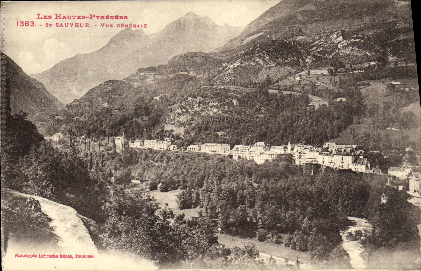 CPA St Sauveur Vue Generale