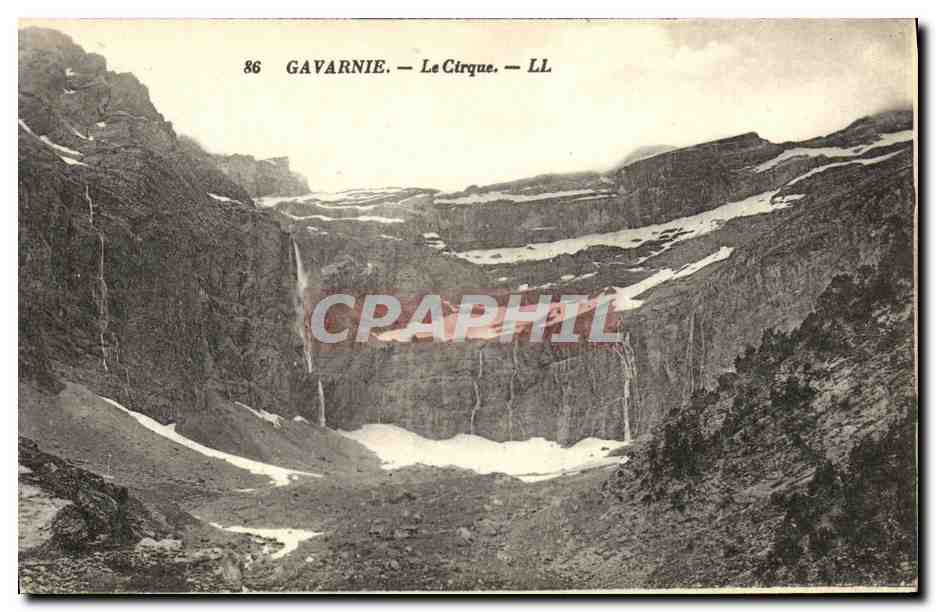 CPA Gavarnie Cirque de Gavarnie Le pont de neige
