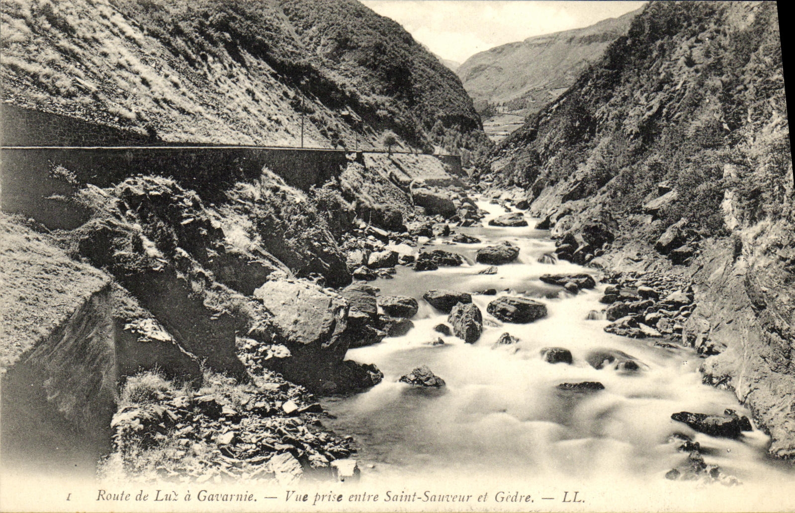 Route de Luz à Gavarnie — Vue prise entre Saint-Sauveur et Gèdre — LL.