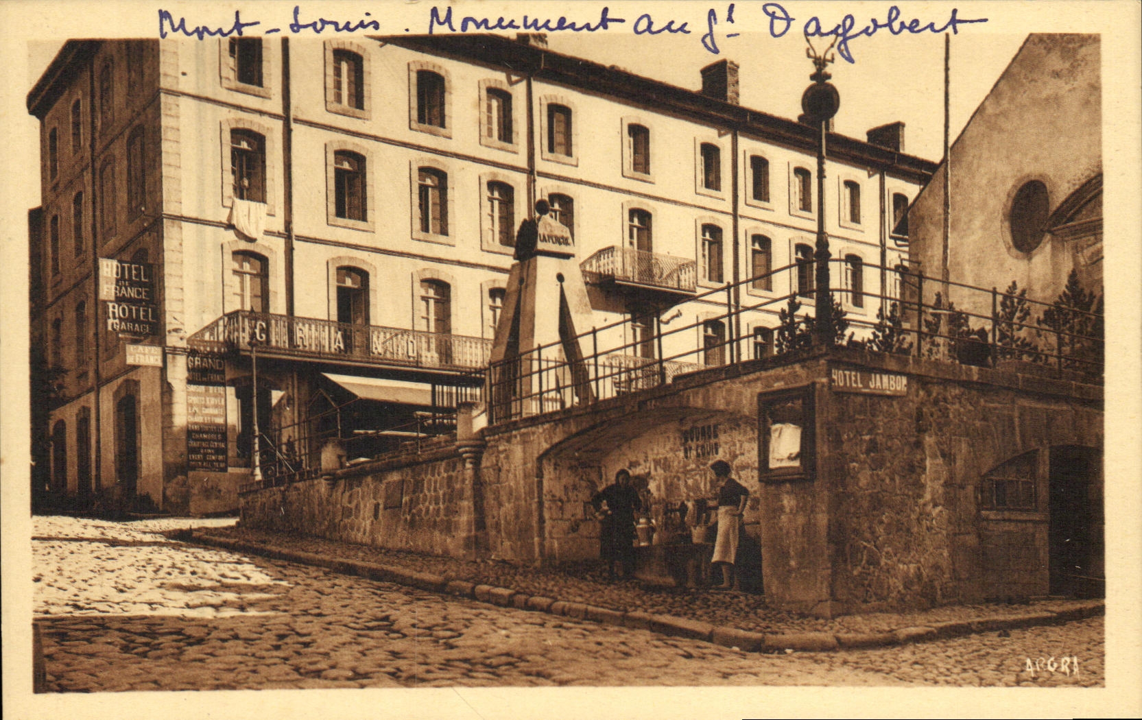 Mont-Louis - Monument au Général Dagobert — éditeur A. Cora