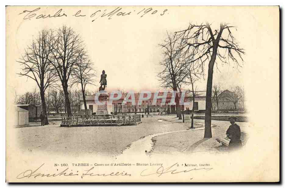 Tarbes - Caserne d'Artillerie - Statue Larrey
