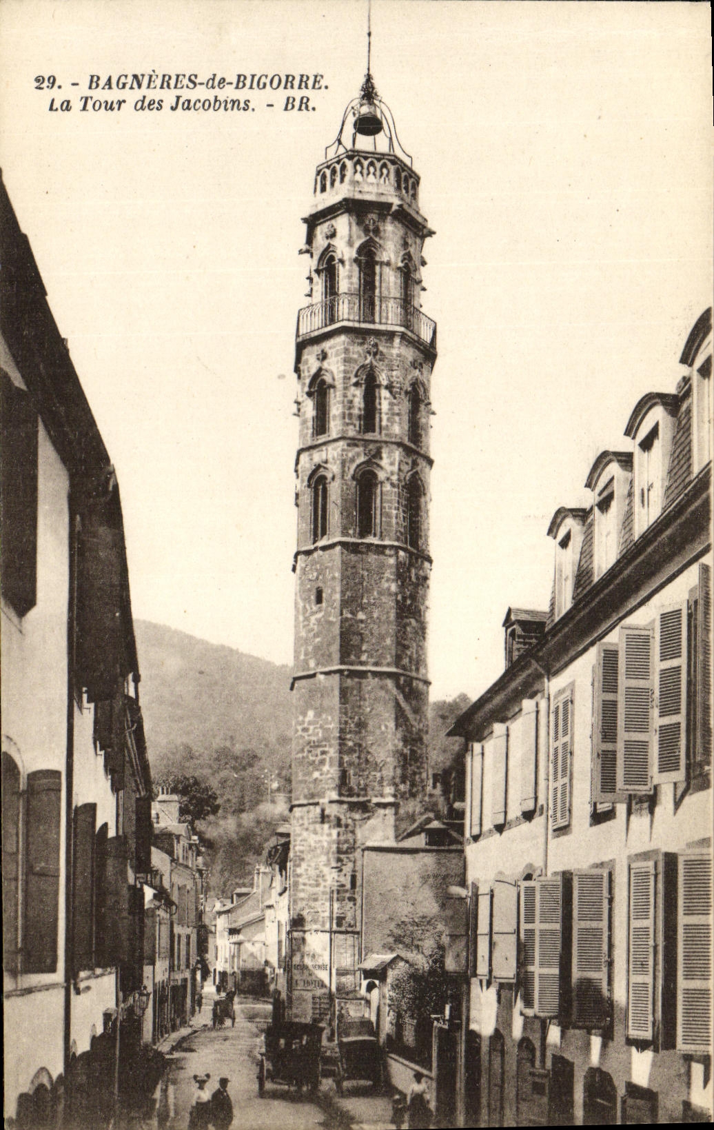 CPA Bagneres de Bigorre La Tour des Jacobins