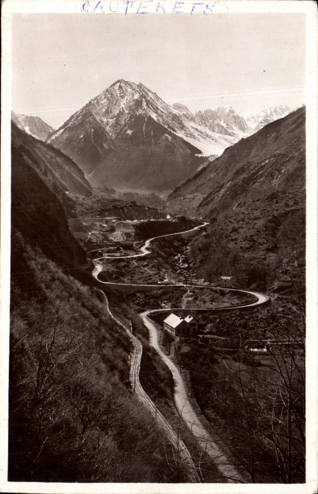Cauterets — Vue du Collimaçon et du Pégueire (alt. 2187 m) — Édit. Quinter-Lourdes