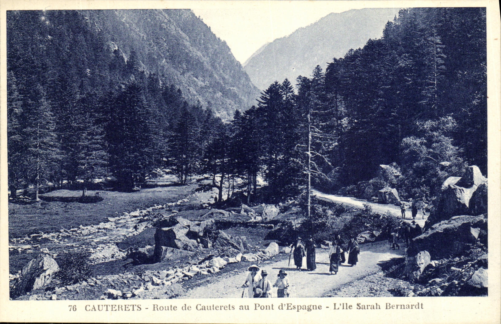 Cauterets - Route de Cauterets au Pont d'Espagne - L'île Sarah Bernardt