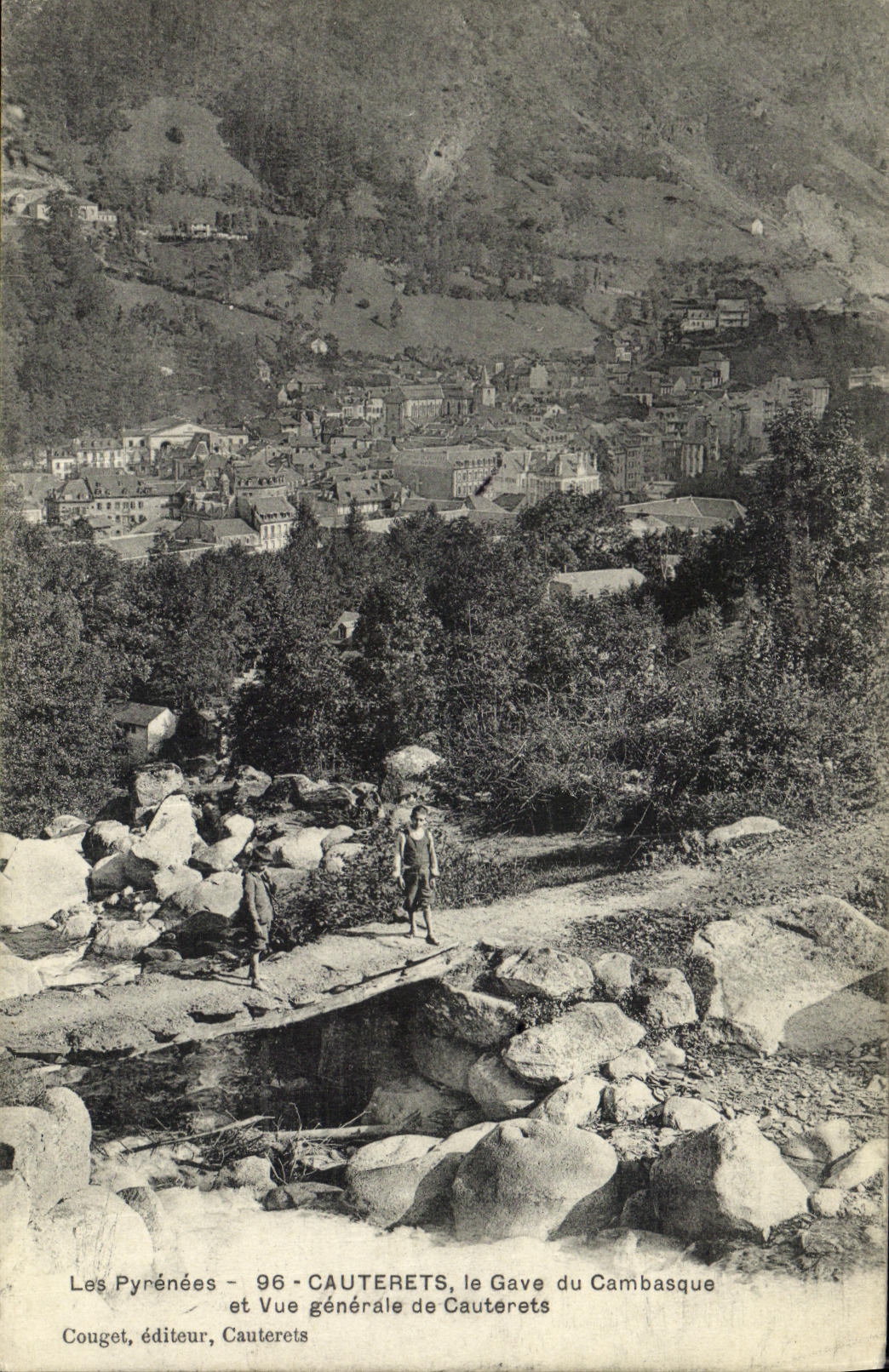 CPA Les Pyrenees Cauterets le Gave du Cambasque et Vue generale de Cauterets