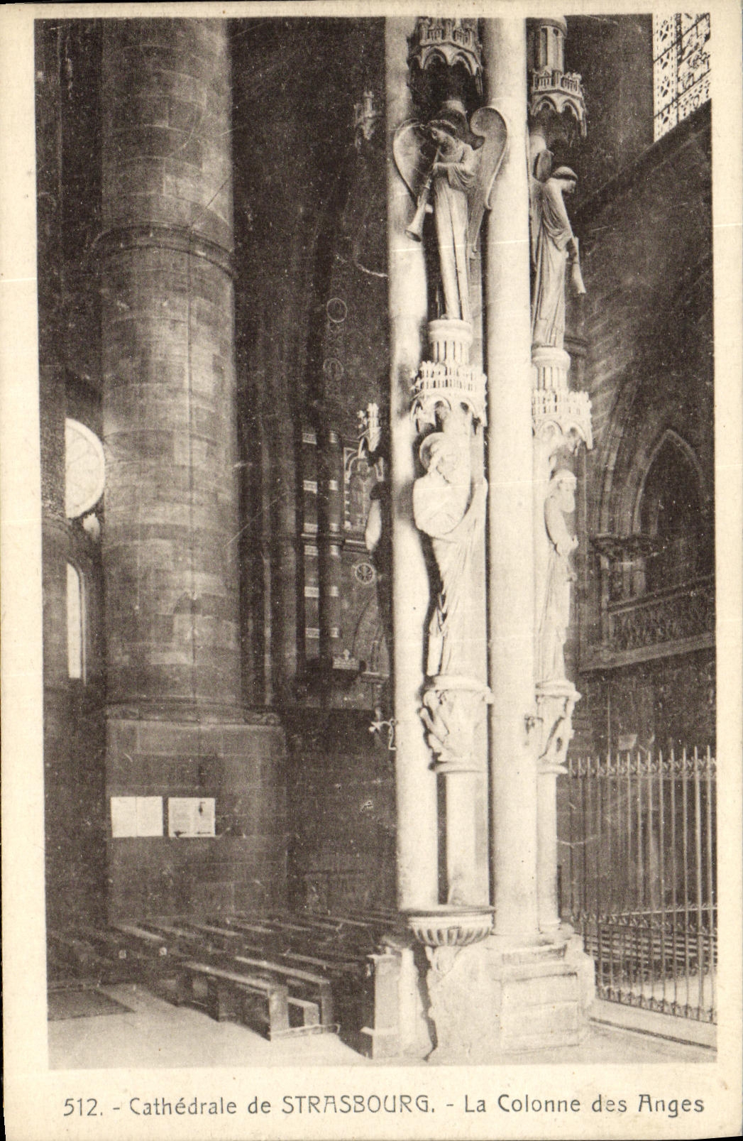CPA Strasbourg La Cathedrale La colonne des anges