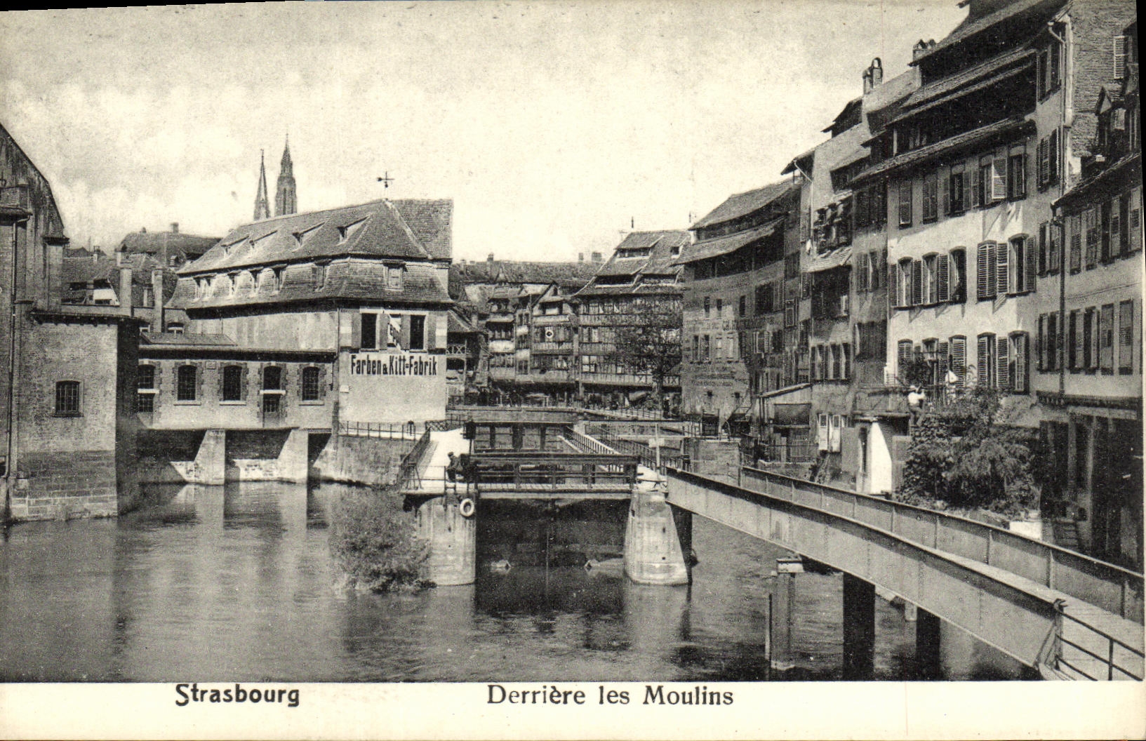 CPA Strasbourg Derriere les Moulins