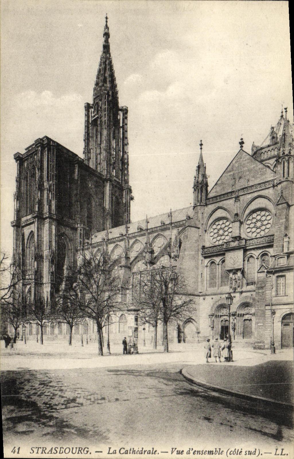 Strasbourg — La Cathédrale — Vue d'ensemble (côté sud) — LL, n°41