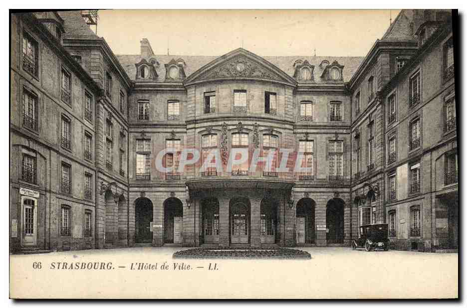 CPA Strasbourg L Hotel de Ville Automobile