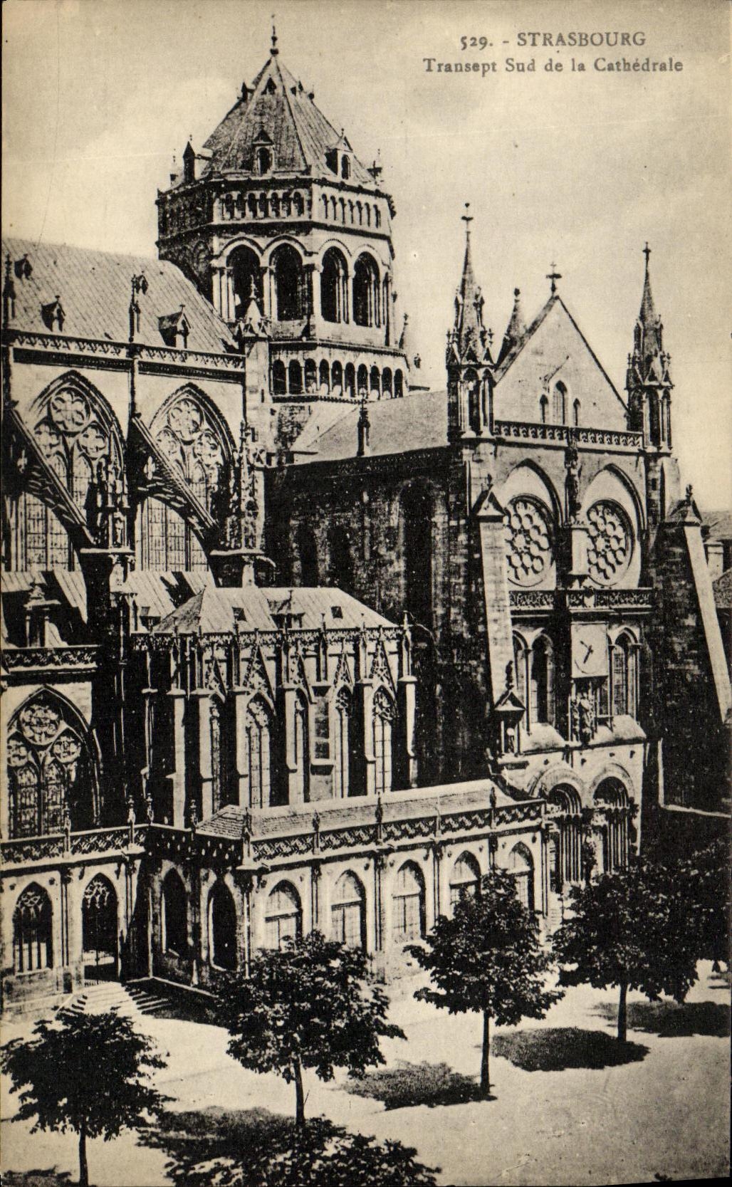 Strasbourg — Transept Sud de la Cathédrale — Cartes 'La Cigogne', Strasbourg