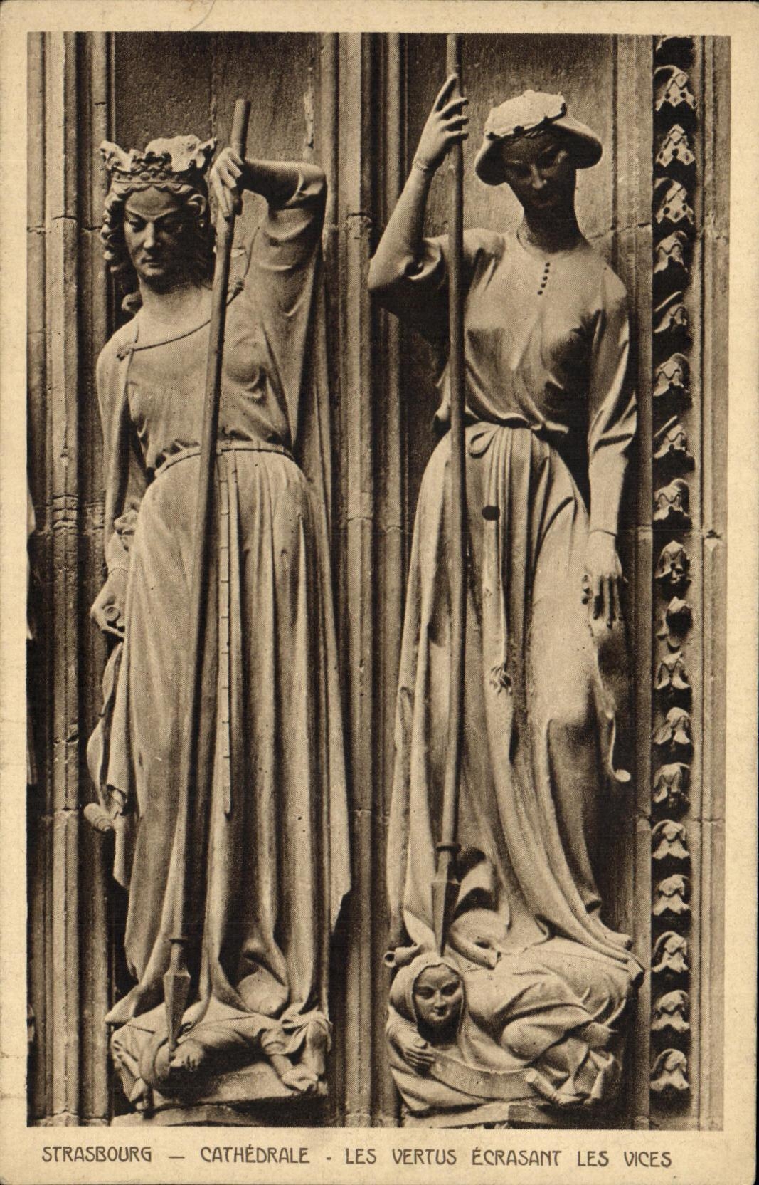 CPA Strasbourg cathedrale Les Vertus Ecrasant Les Vices