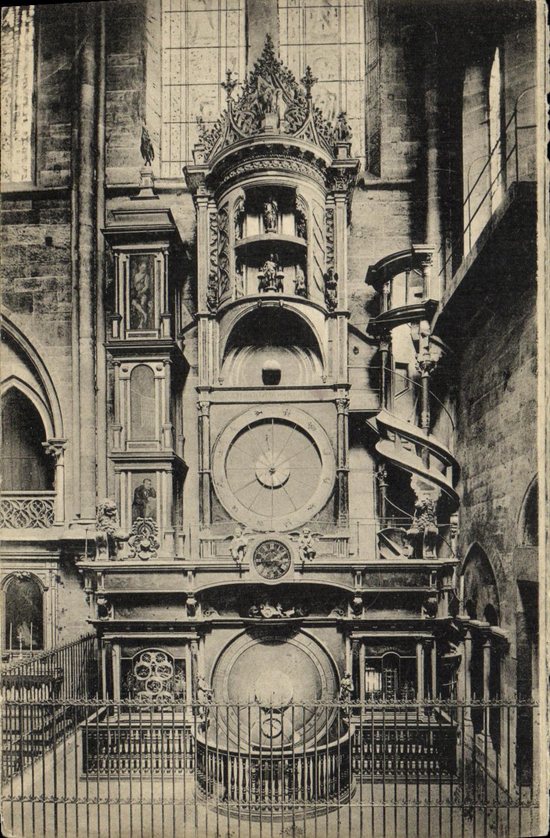CPA Strasbourg Astronomische Uhr L Horloge Astronomique