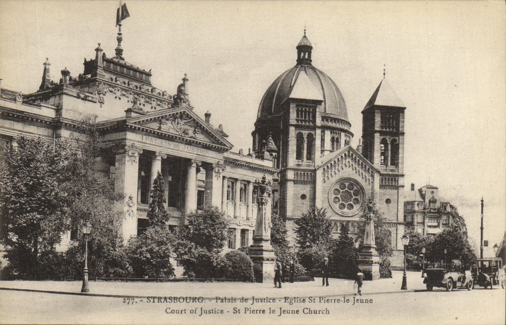 CPA Strasbourg Palais de Justice Eglise St Pierre le Jeune 