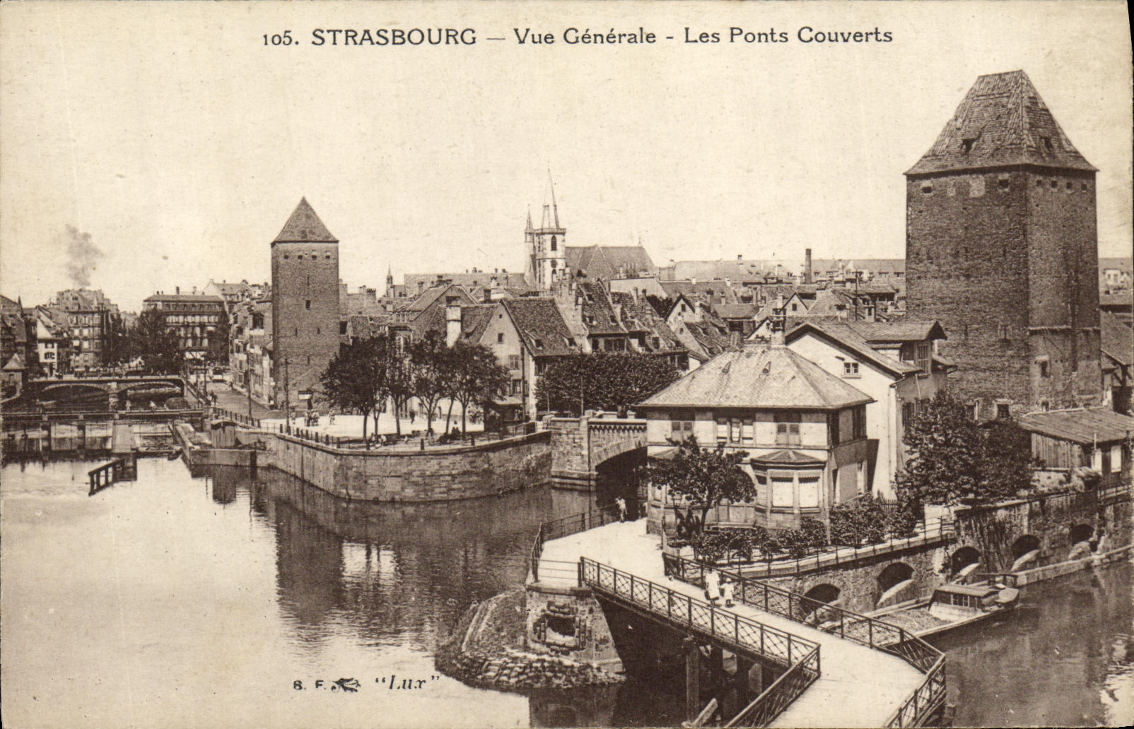 CPA Strasbourg Vue Generale Les Ponte Couverts