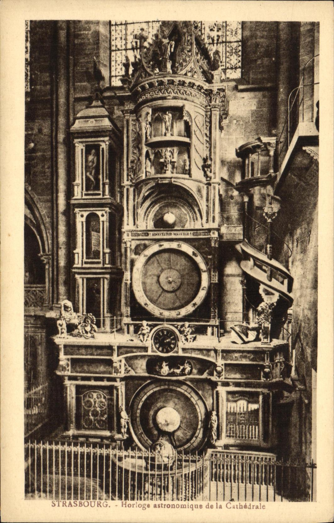CPA Strasbourg Horloge Astronomique de la Cathedrale