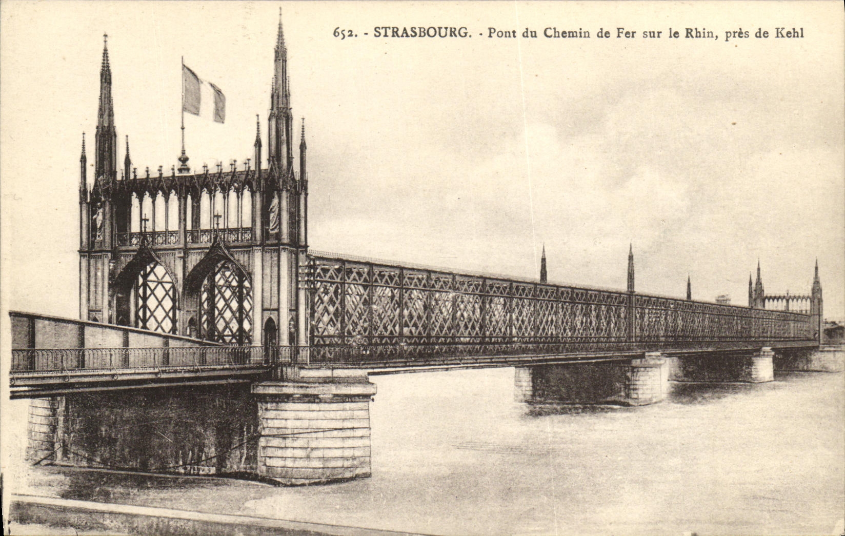 CPA Strasbourg Pont du Chemin de Fer sur le Rhin pres de Kehl